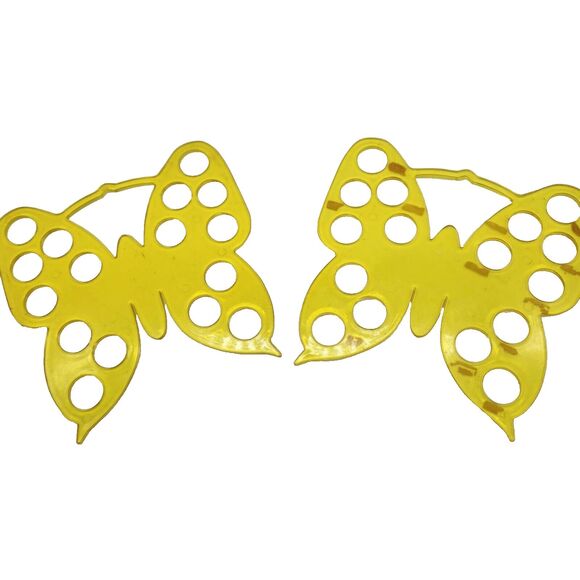 2 x Vtg Butterfly Yarn Organizers 16 Holes Yellow Plastic Crewel Needlecrafts - Picture 1 of 6